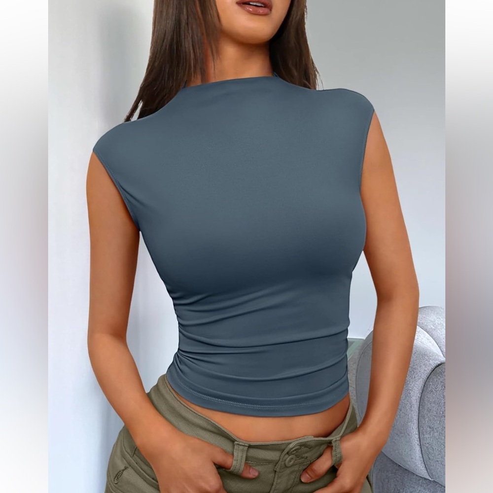 NWT No Label Size XL Haze Blue Y2K Mock Neck Top